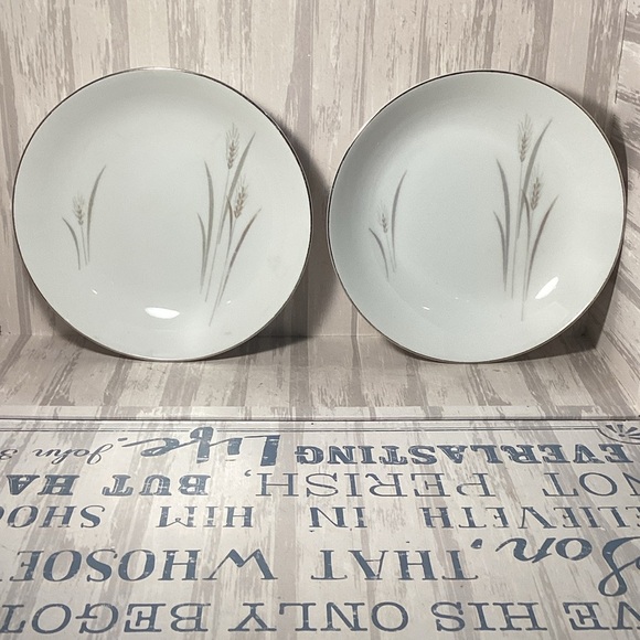 Platinum Wheat Fine China Japan 2 Elegant White 7.5” Bowls - Picture 1 of 5